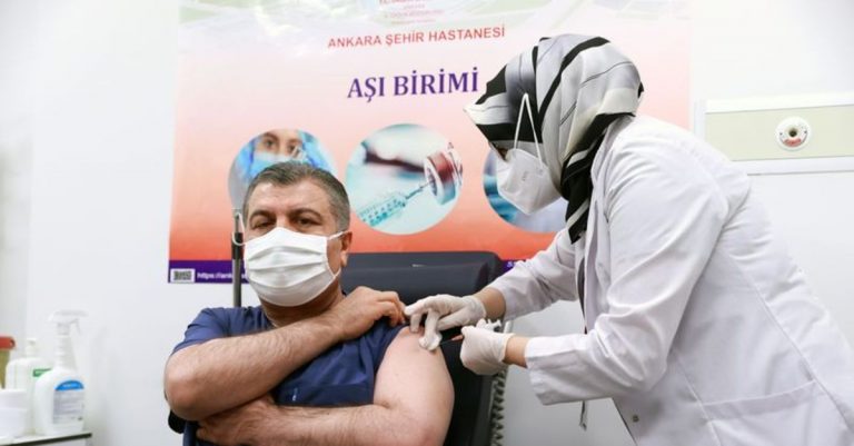 Türkiye’de aşılama başladı